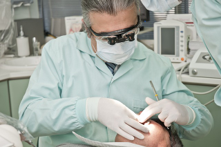 Illustration for article titled Trying to Pick a qualified Dentist? Remember to Ponder TheseImportant Factors
